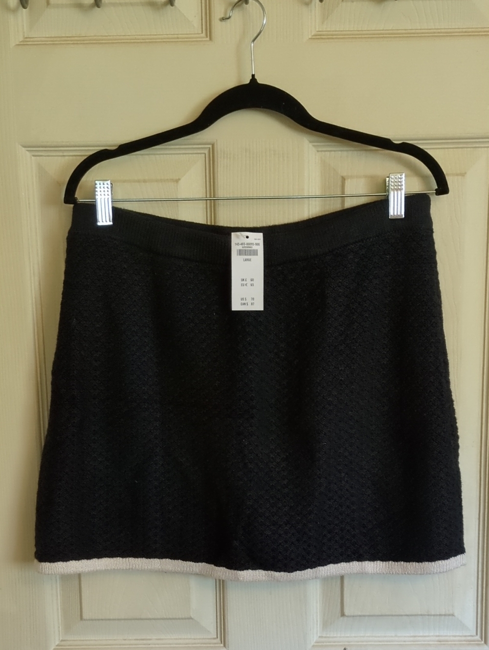 NWT Abercrombie Fitch Large Blackini Sweater Skort